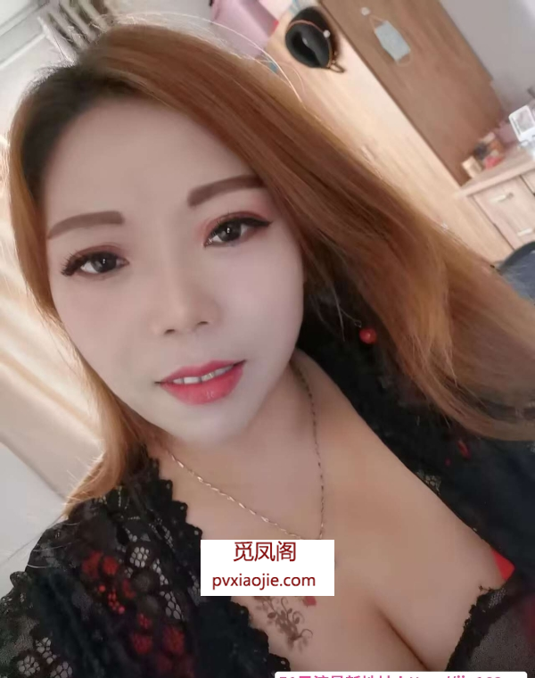 中坦肥臀熟女